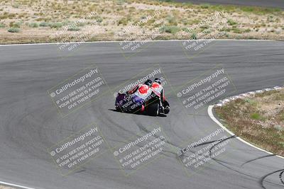 media/Apr-20-2025-AHRMA (Sun) [[393a79c373]]/Race/Group 9/Turn 4b/